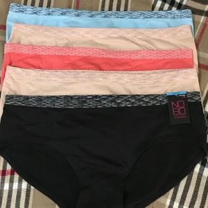 SOLD!!! 5 Hipster Seamless Panties L (fit like M)